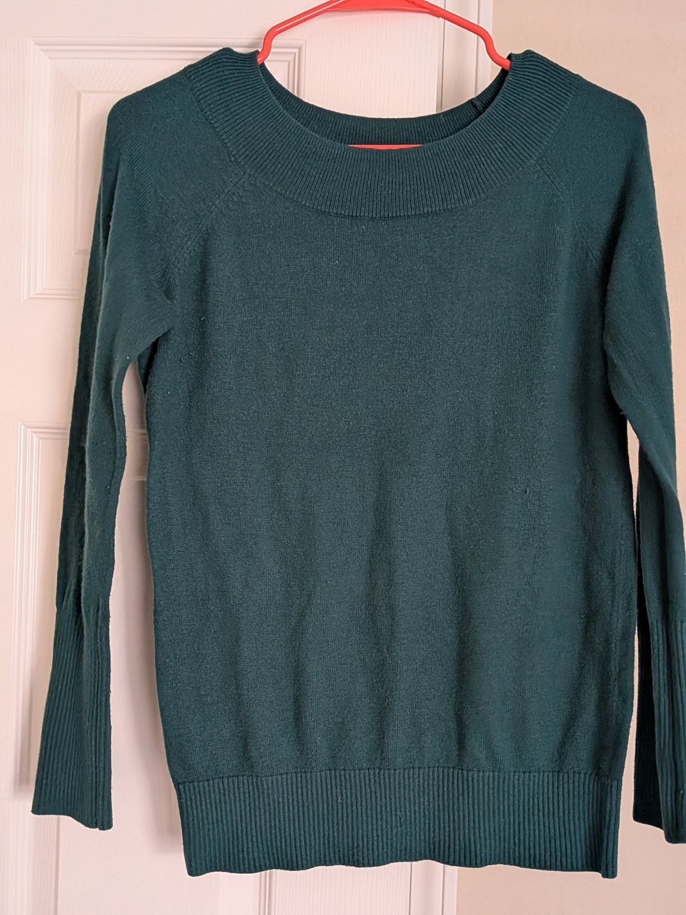 Ann Taylor LOFT Forest Green Sweater - Size S